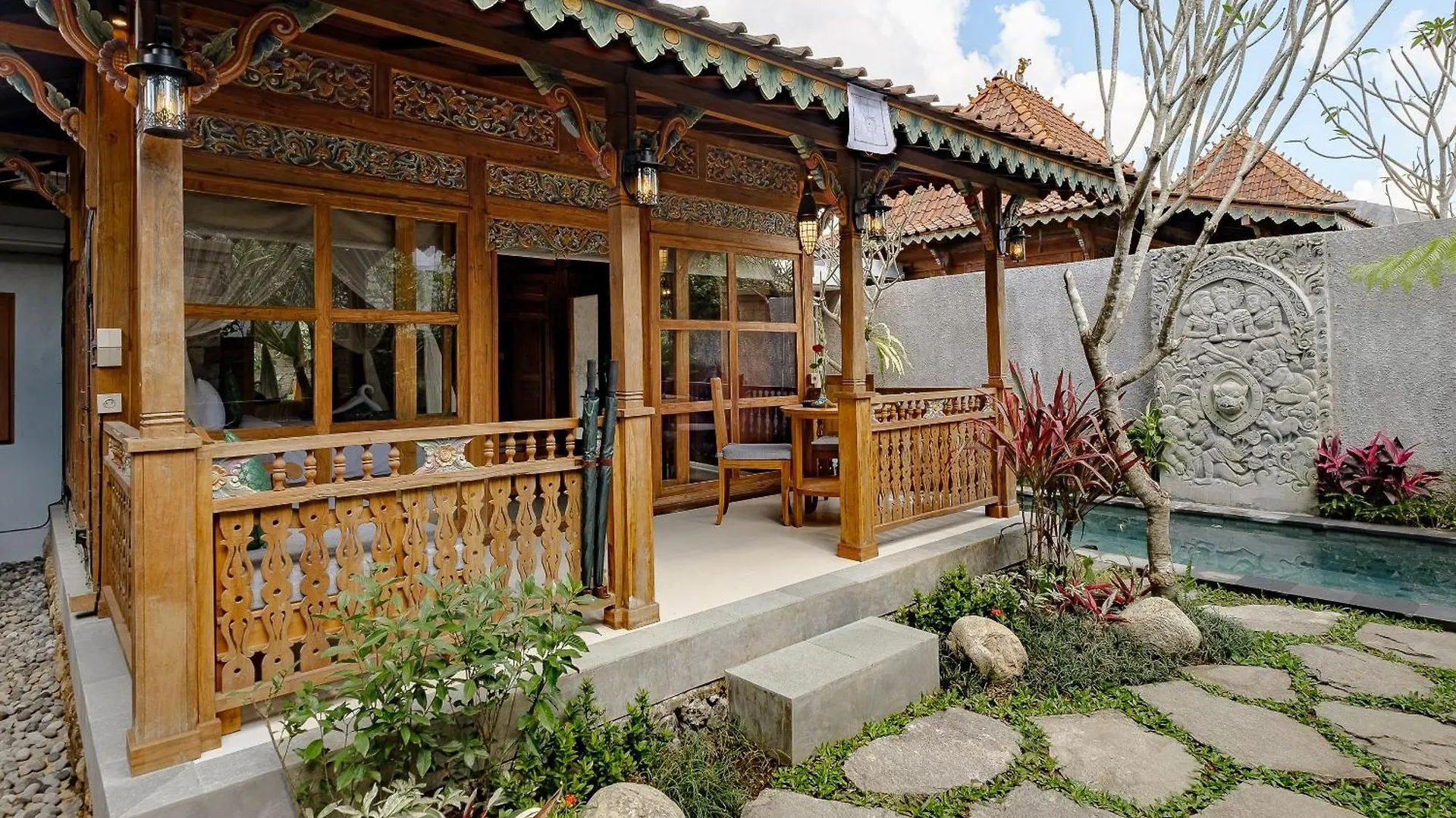 Uddhara Ubud Villa