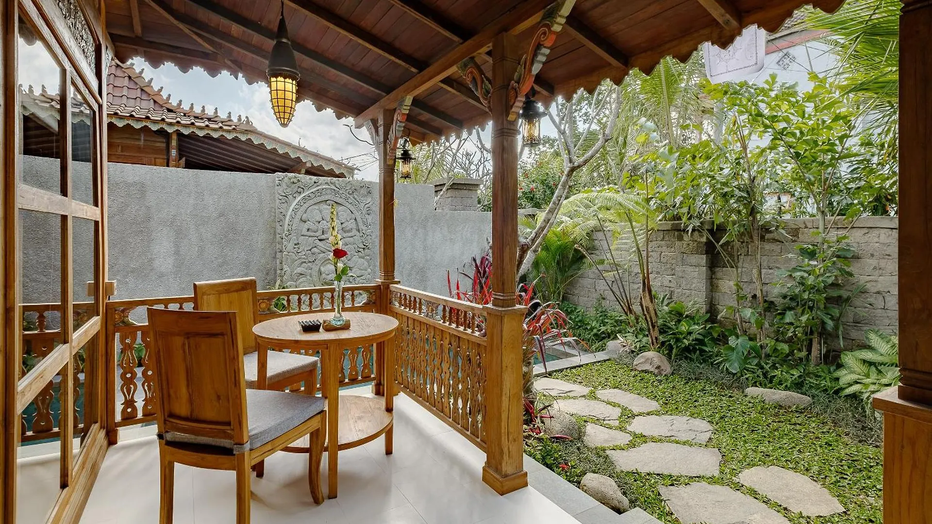 Uddhara Ubud Villa