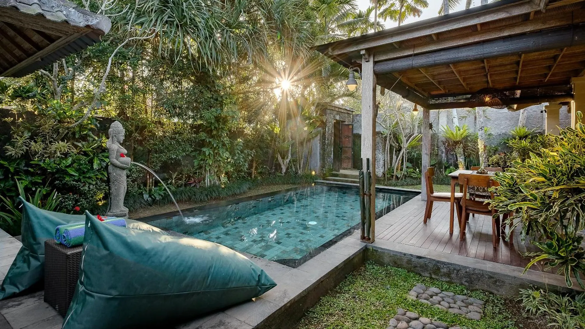 Uddhara Ubud Villa  Ubud (Bali)